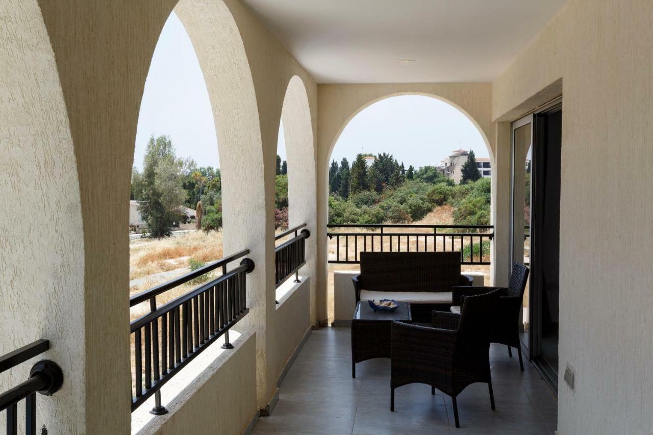 Coral Bay Sea Breeze Apartments - 3 Bedroom Apartment Peyia Exterior photo