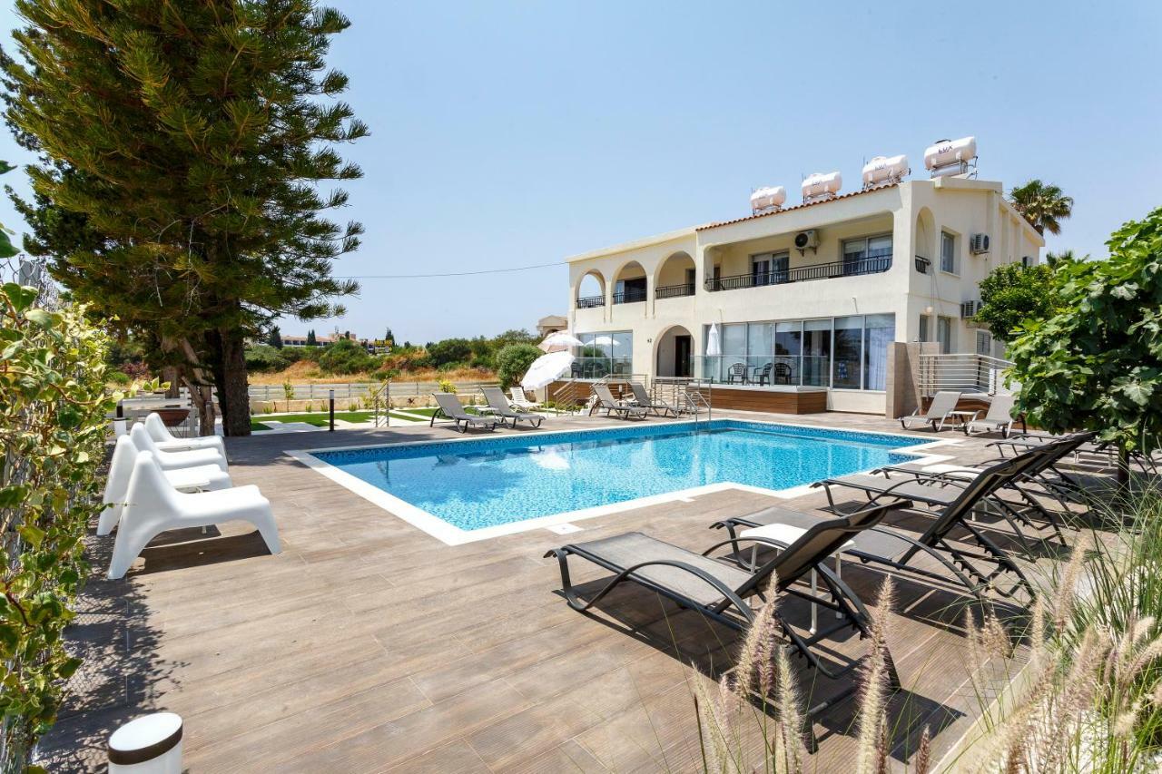 Coral Bay Sea Breeze Apartments - 3 Bedroom Apartment Peyia Exterior photo