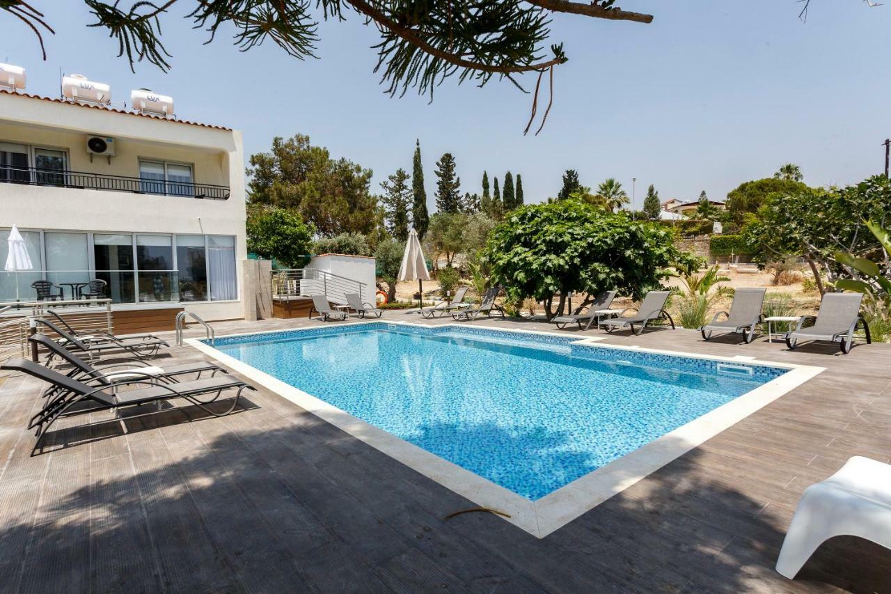 Coral Bay Sea Breeze Apartments - 3 Bedroom Apartment Peyia Exterior photo
